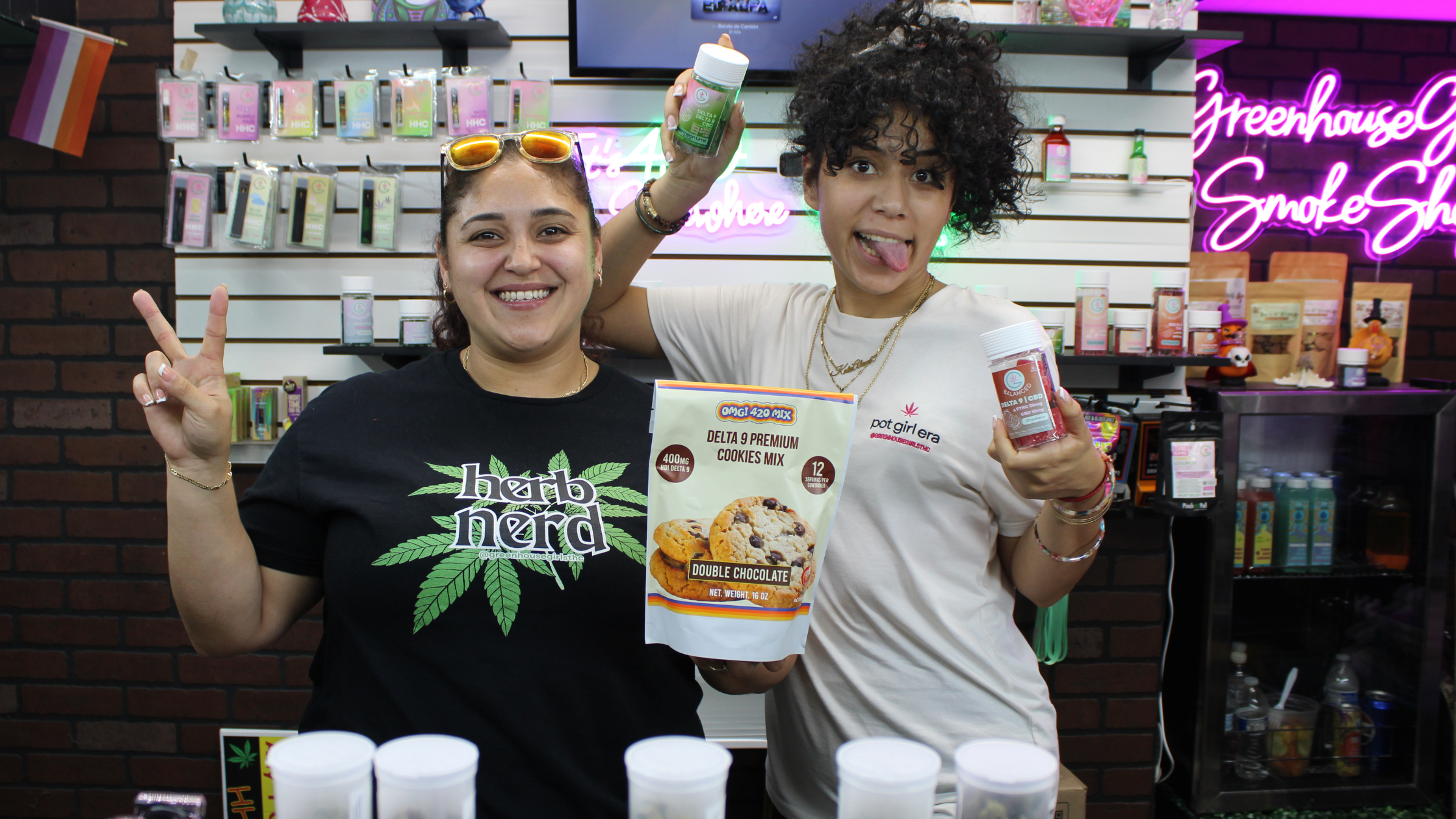 How long do Edibles last? & What to know before taking one
